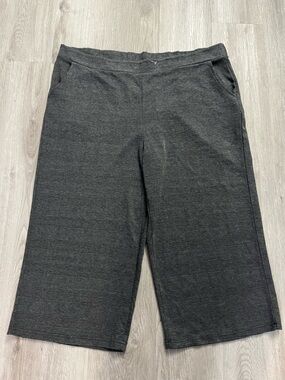 🔥166–Women's Charcoal Knit Capri Pants - Comfortable Everyday Style
